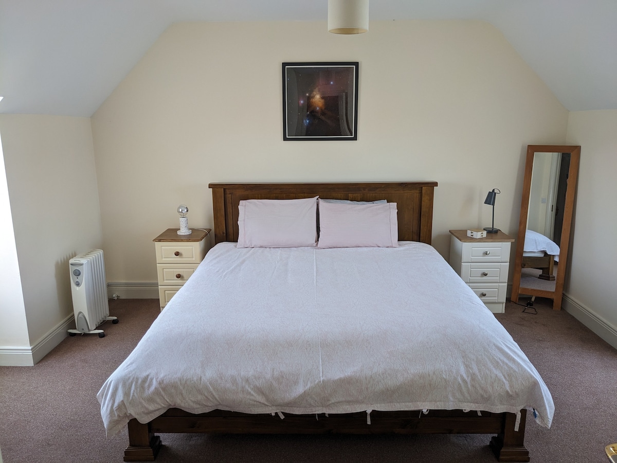 Welcome to Your Seaside Sanctuary in Enniscrone!