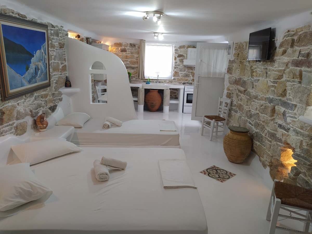 Theodore House in Tinos