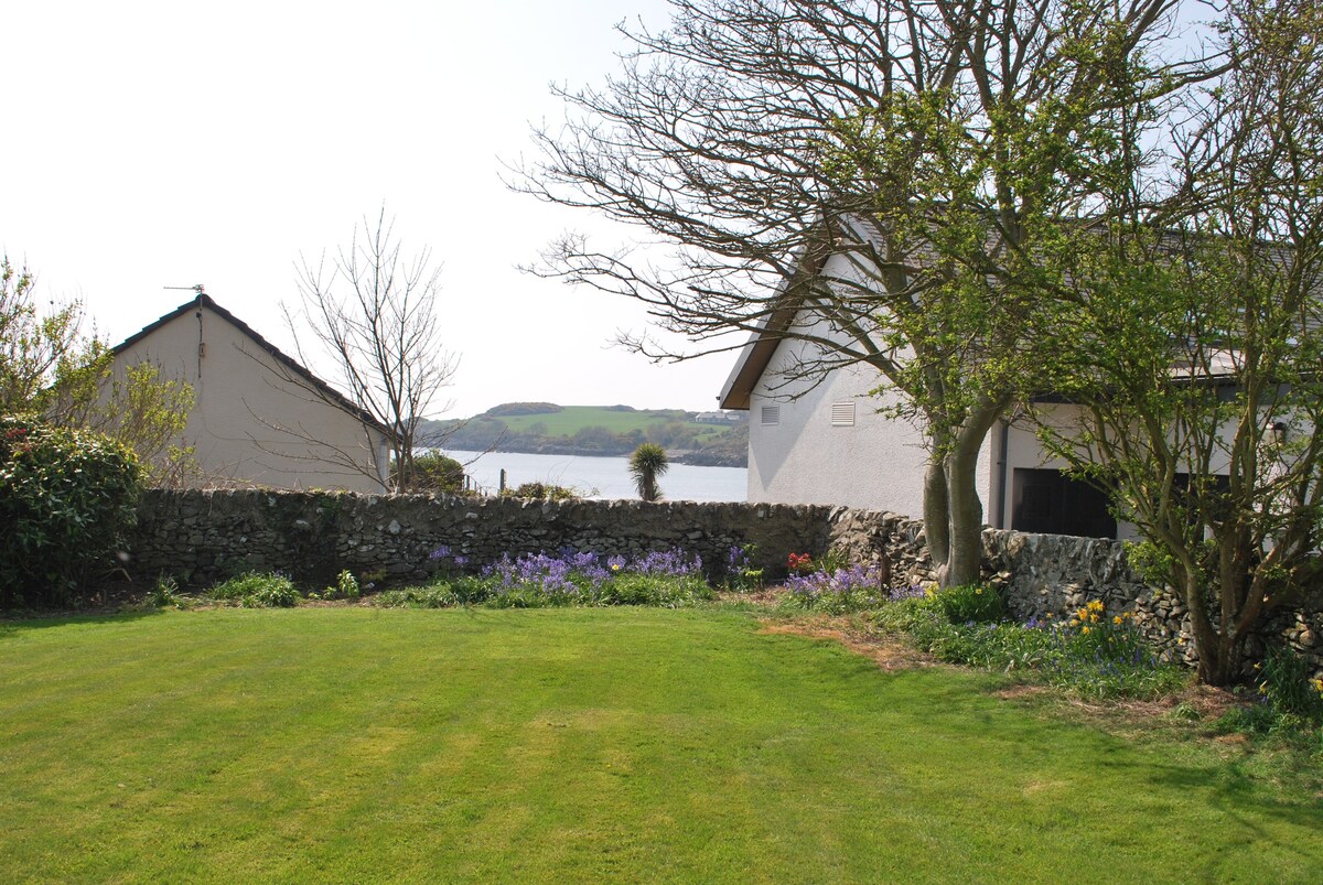 11 Laigh Isle - Chalet with private garden
