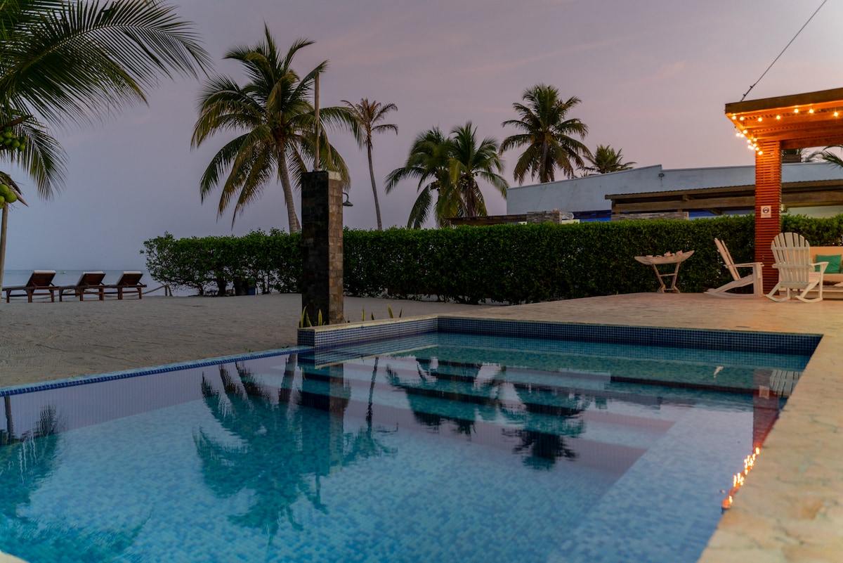 Luxury Villa private beach Tolu-By HOUSY HOST