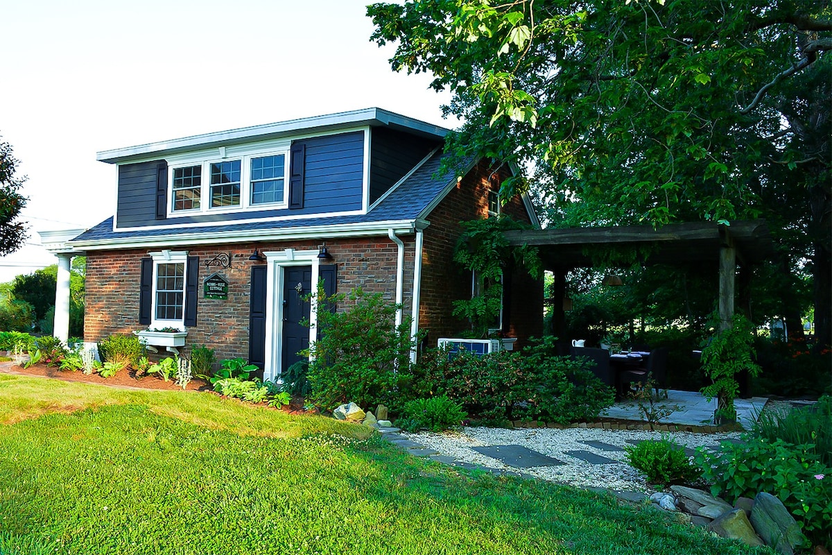 19th Century Coastal Cottage with Modern Amenities