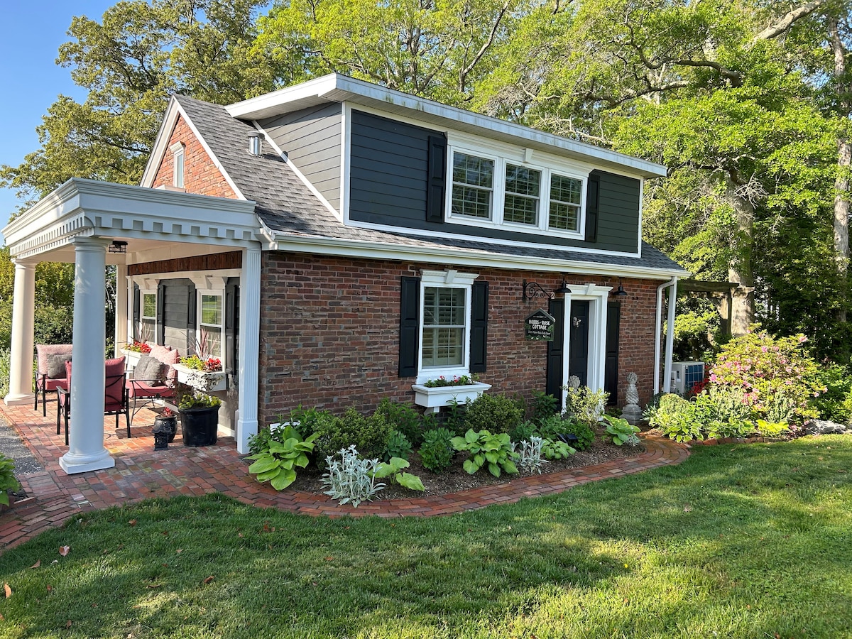 19th Century Coastal Cottage with Modern Amenities