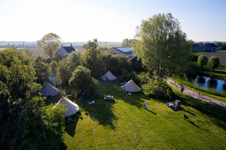 Lage Zwaluwe的民宿