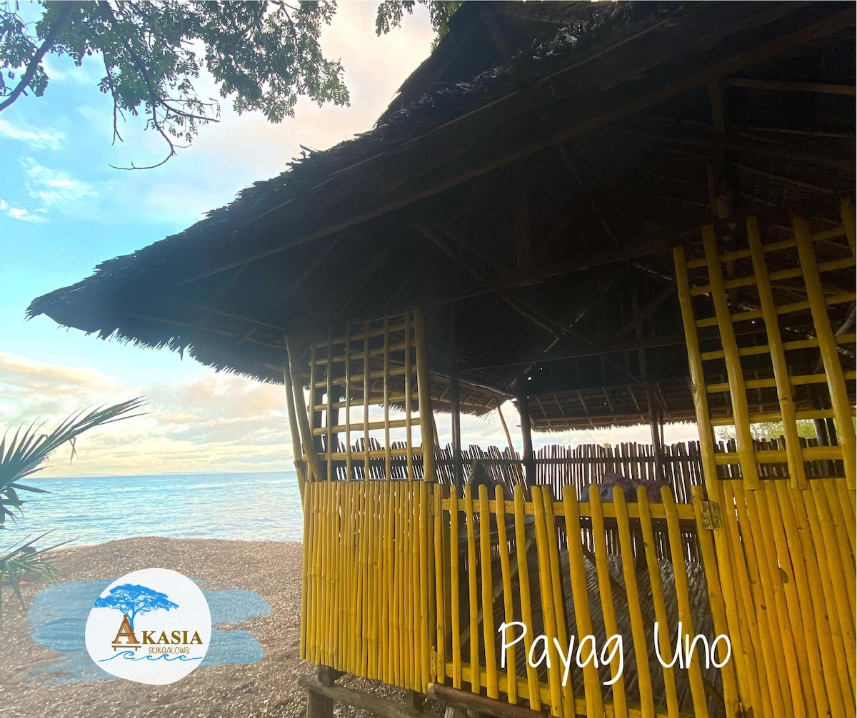 Bright Orange House - 'Akasia Bungalows'