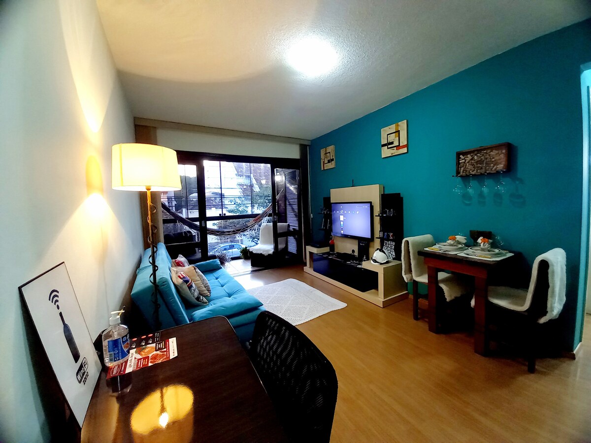 Apartamento Completo com Sacada - Net/Wi-Fi