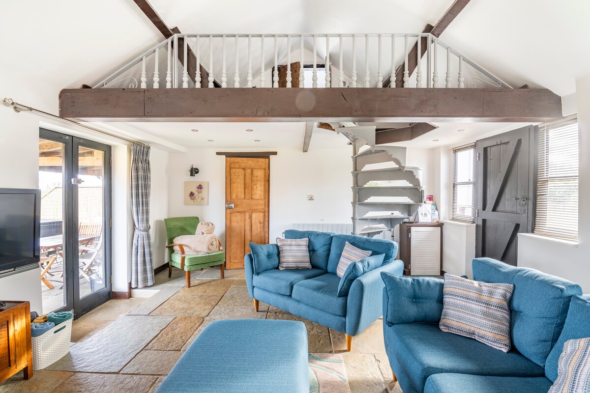 Bonneys Barn Retreat - Luxury homely getaway