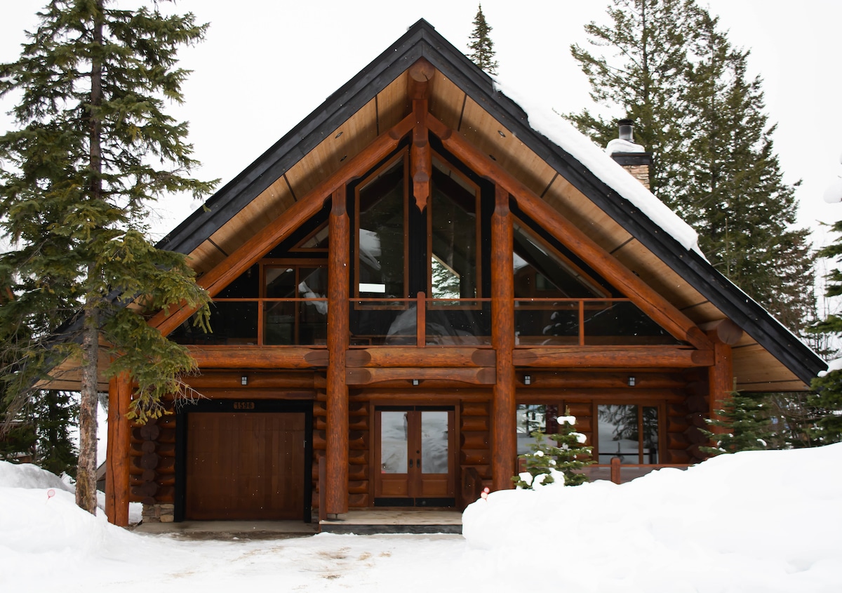 Elk Lodge @ Kicking Horse Mountain