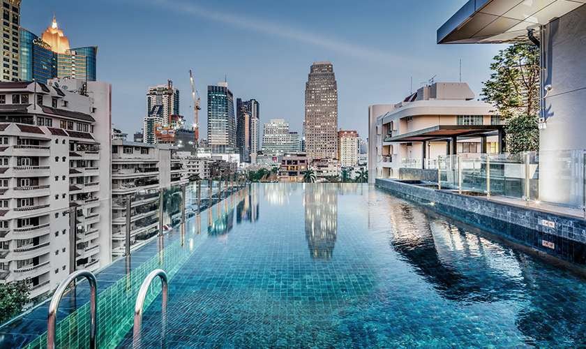 曼谷市中心！高端公寓#泳池/健身房/高尔夫练球室/24小时对应/最大可住4人