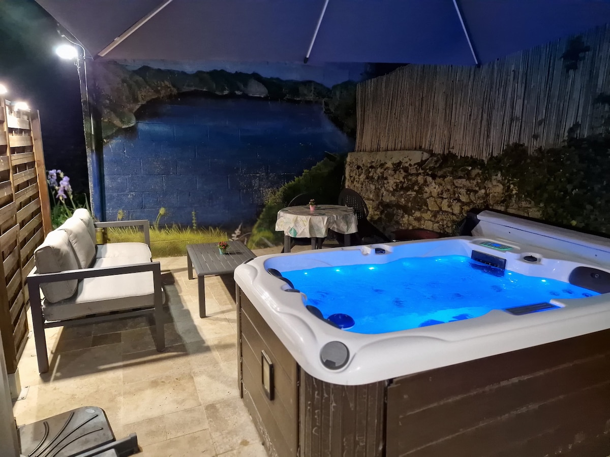 LE PIED A TERRE - JACUZZIS ET SON JARDIN PRIVES