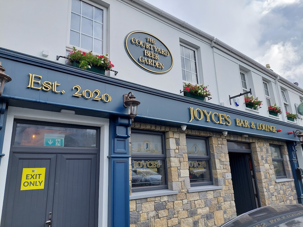 Joyce 's Lodge Quad Room (Inishowen, Co .Donegal)