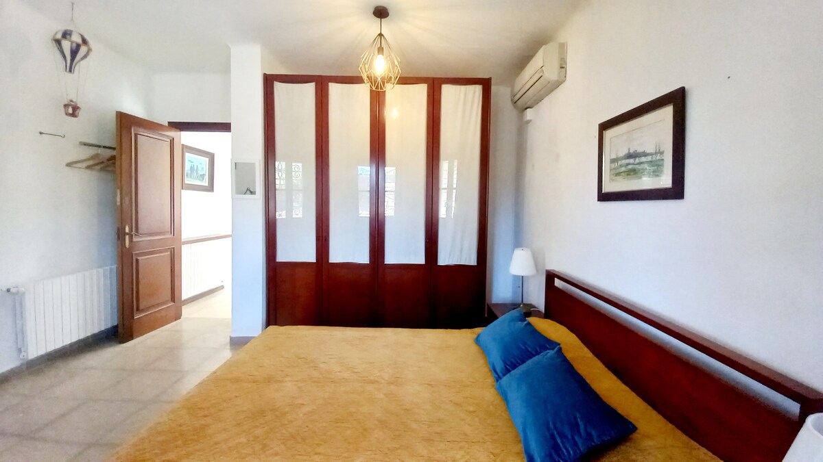 Apartment for 4 in Villa close to the beach