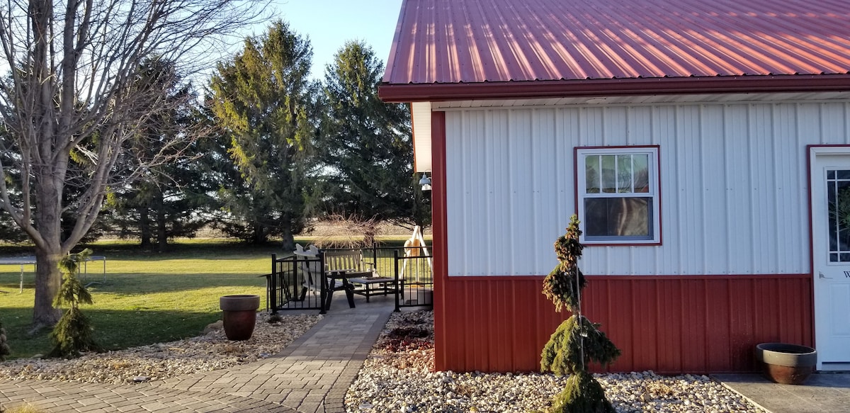 Enjoy Relaxing Iowa Farm stay