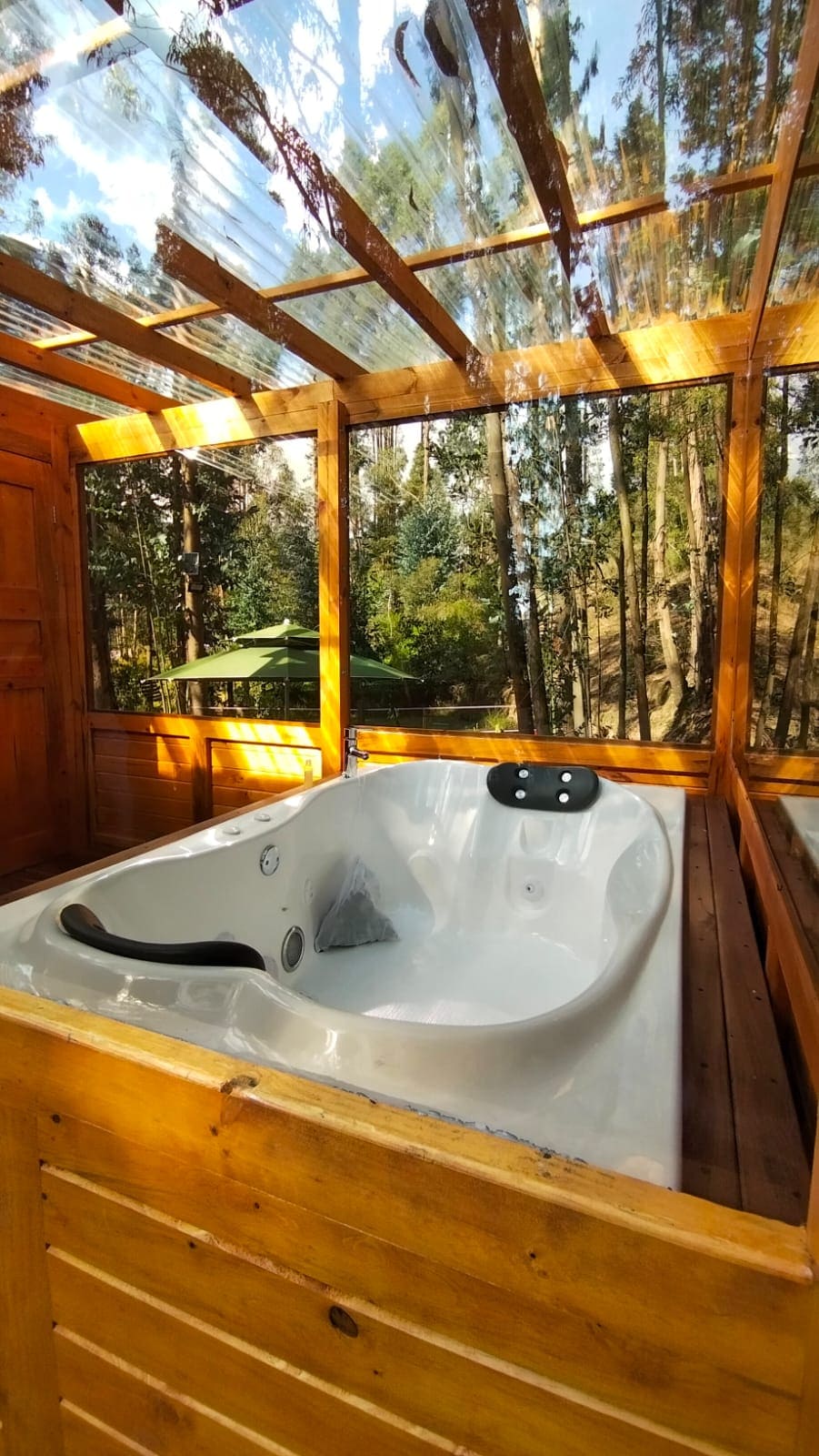 Libélula Glamping - Domo Quynza con jacuzzi