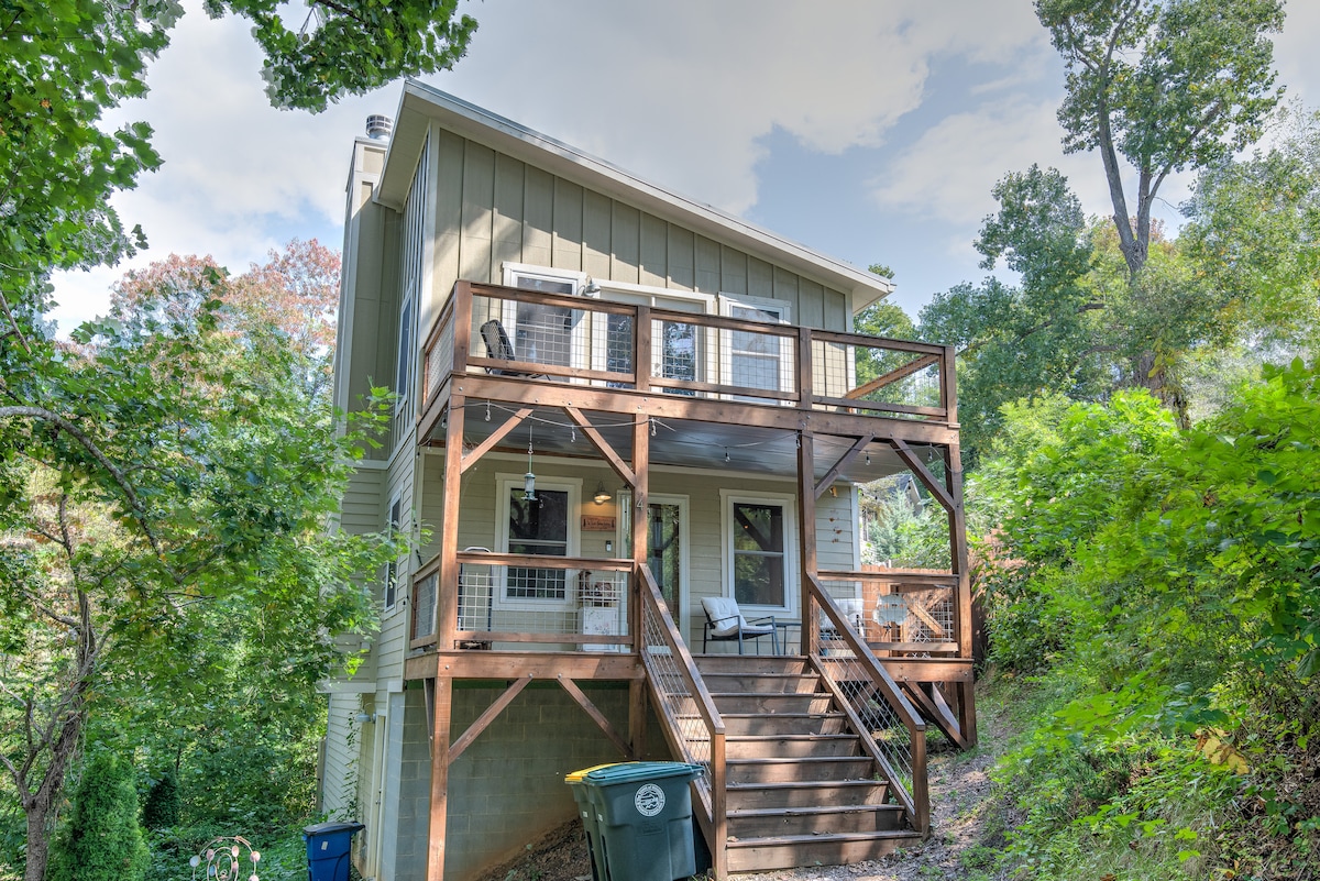 Eco Cottage near river. 5 min drive downtown AVL