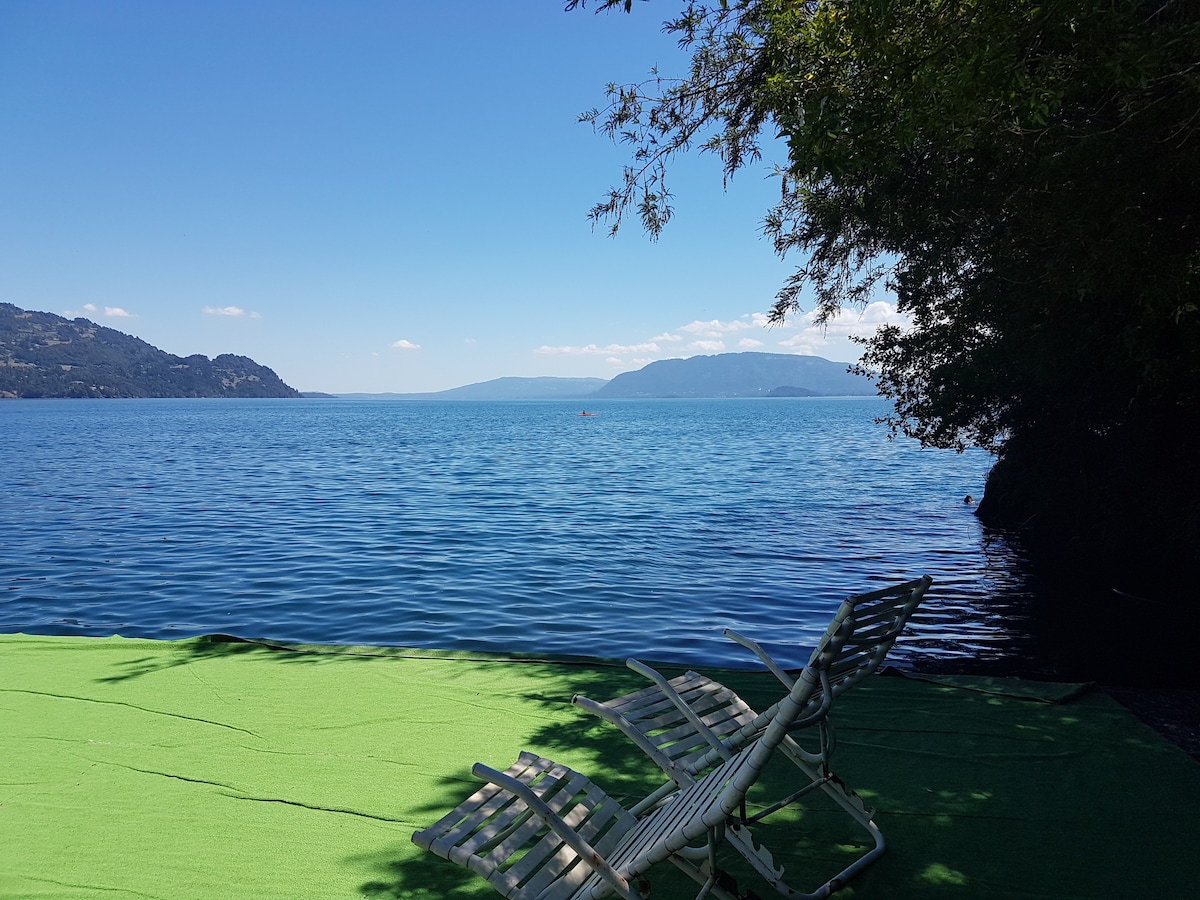 Puerto Pucura, Lake Calafquén, Lake House