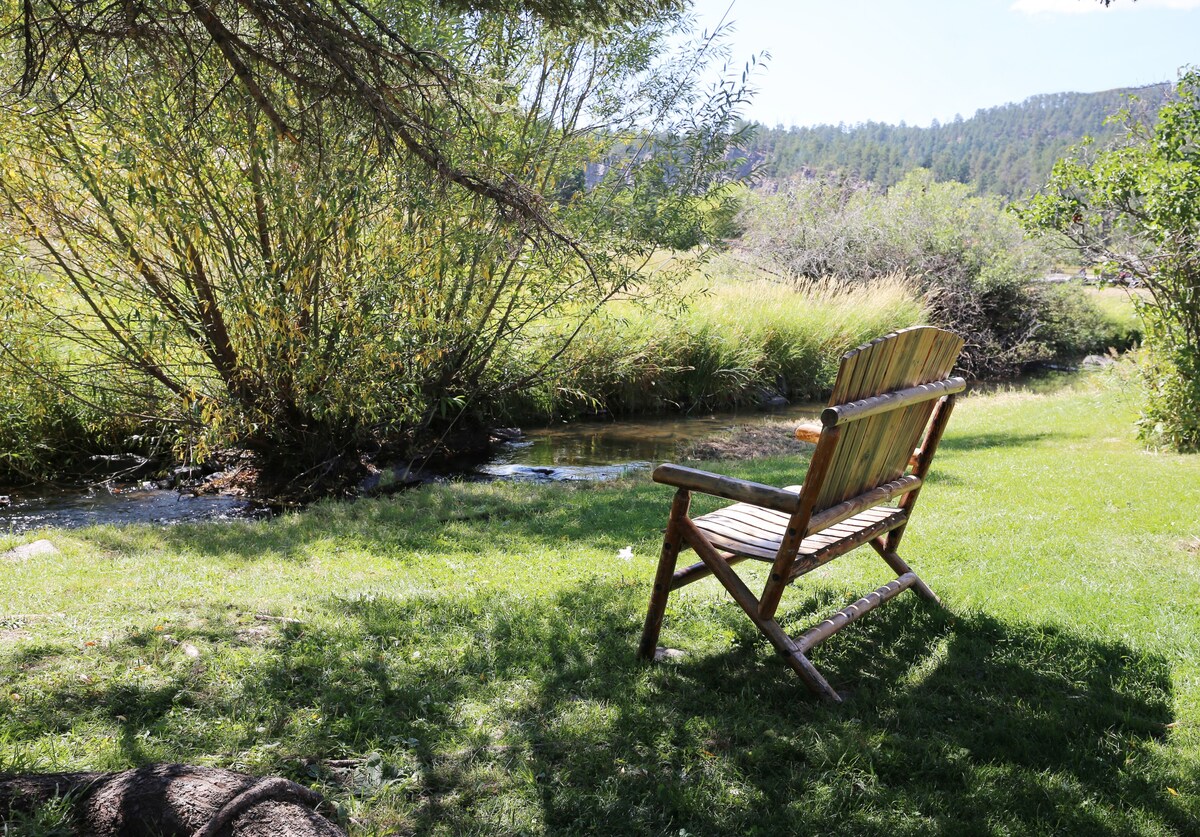 RV campsite in the Heart of the Black Hills