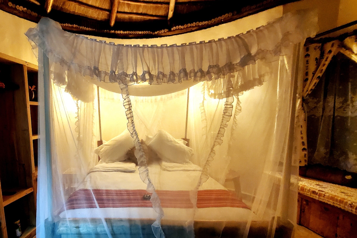 小屋房间-可观赏花园景观的标准双人床房