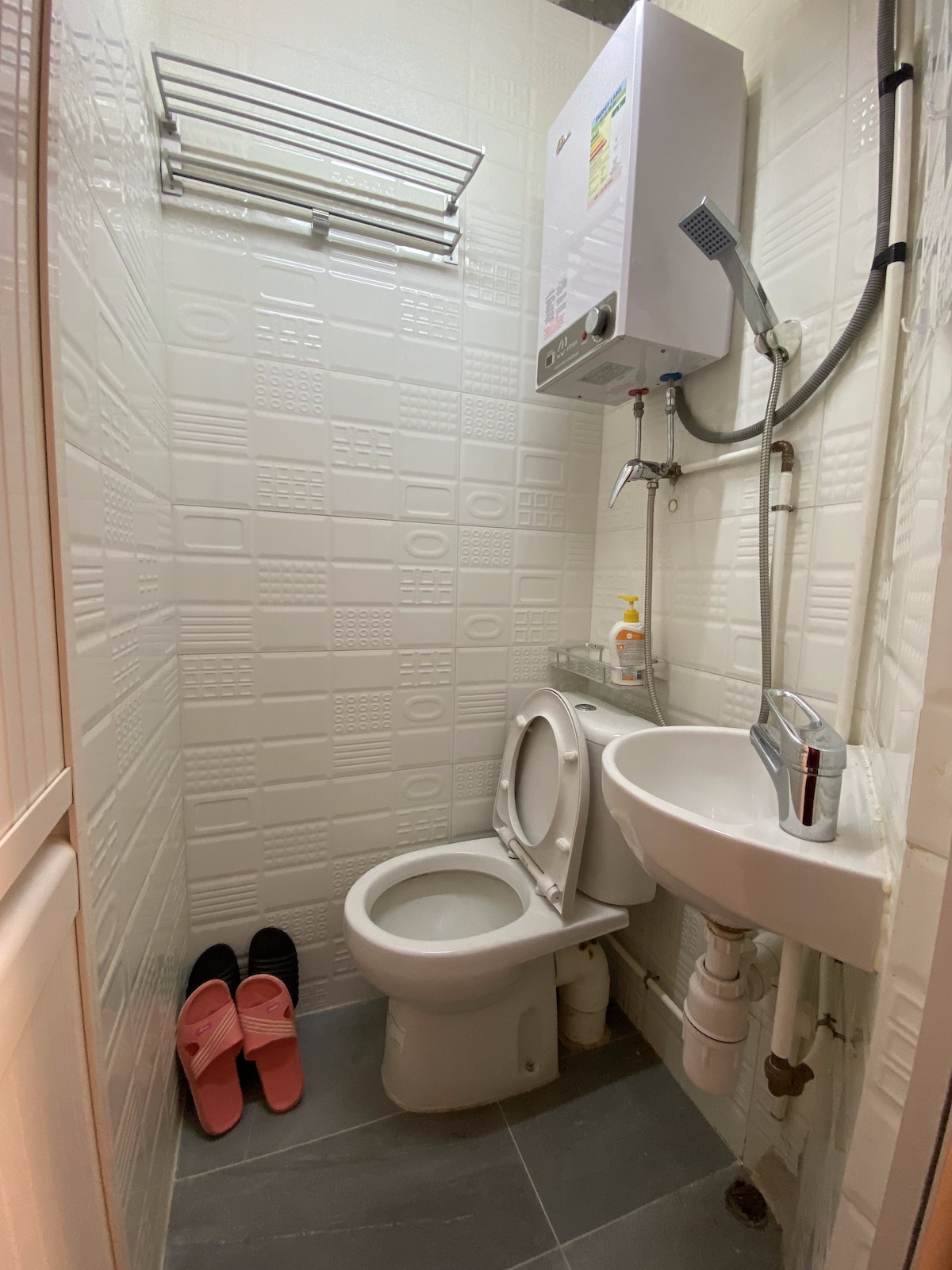 旺角服务式公寓 19号房 (標雙房) 旺角市中心 獨立浴室[2022年新裝修]
