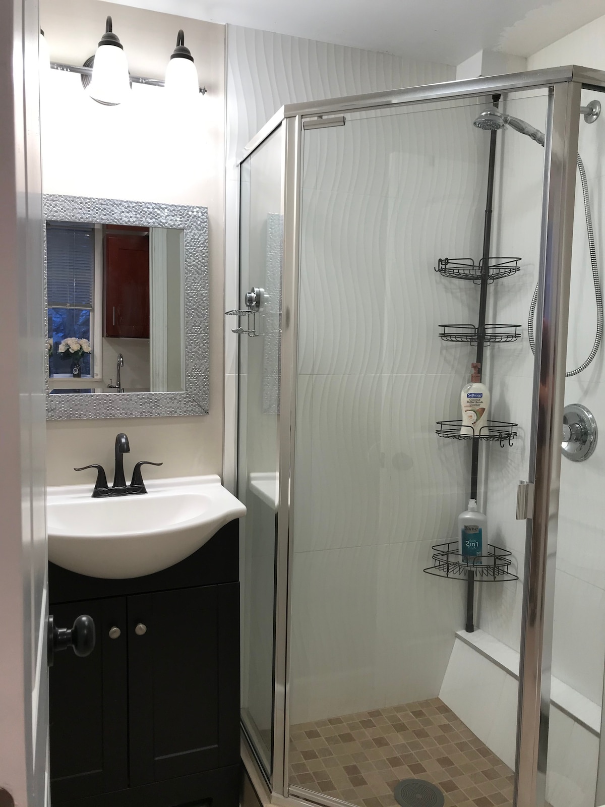 1GA-Private Room (share bath) at Marina/Cow Hollow