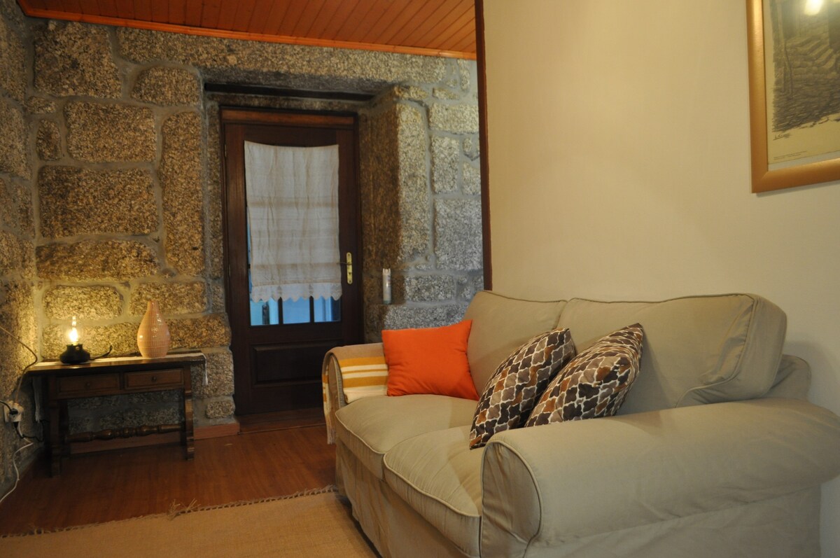 C. dos Antunes - 5* Location, Comfort, Traditional