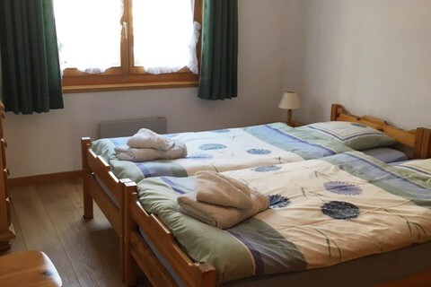 TORRENT A9 : Apartment (chalet-style) for 4 pp