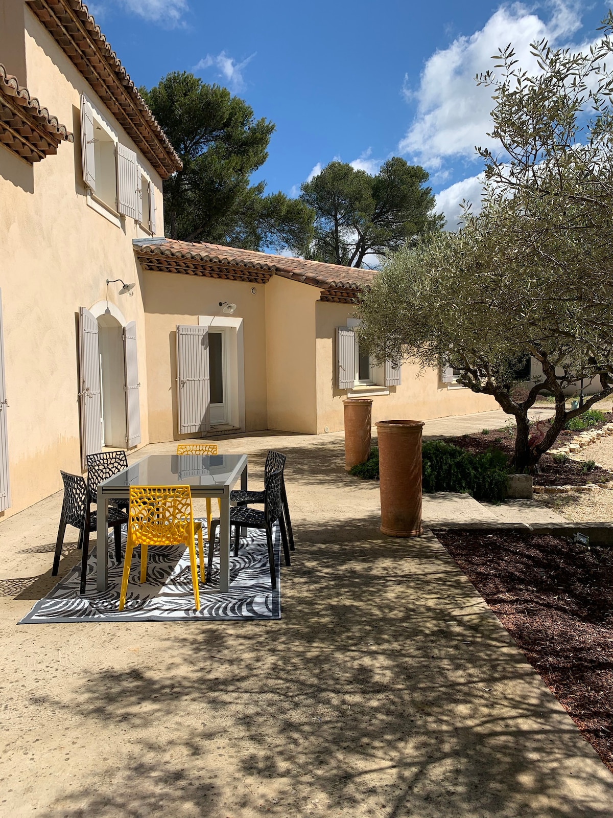 安静的普罗旺斯农舍（ Provencal farmhouse ） ， 15分钟可抵达Aix-en-Provence