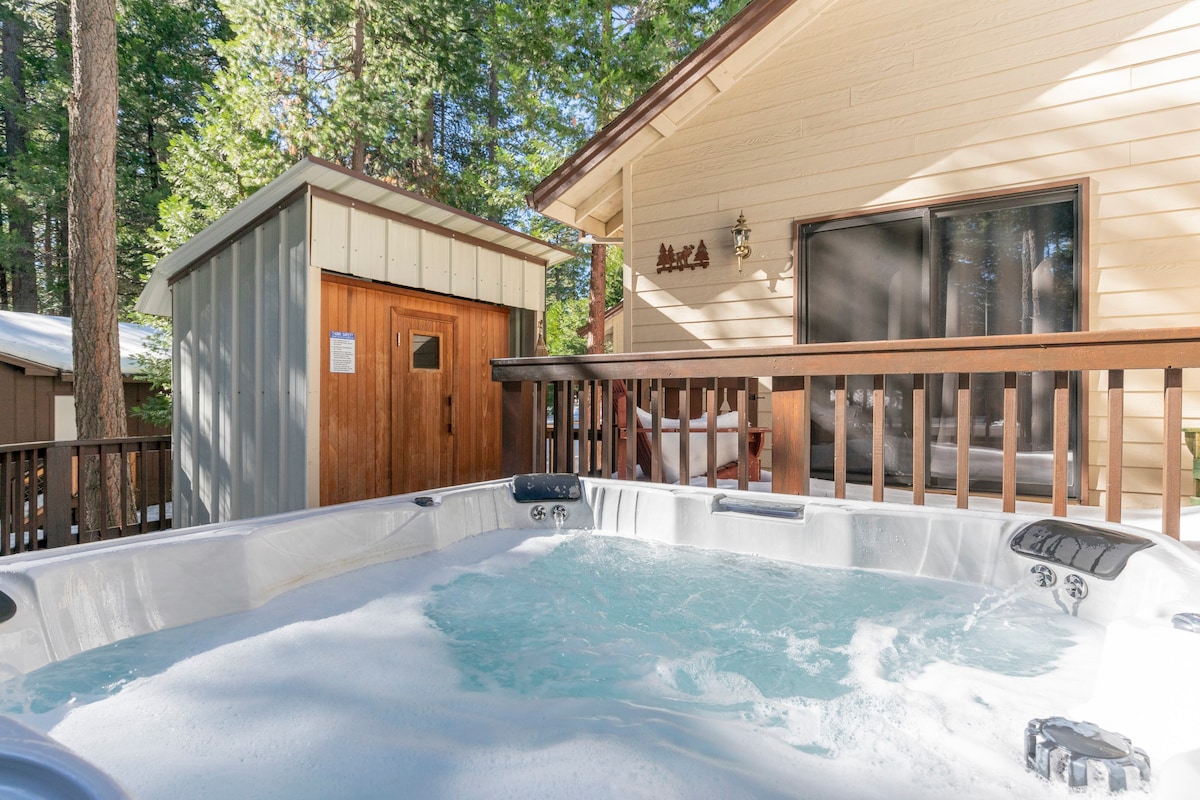 豪华小木屋：热水浴缸、桑拿、游泳池-可容纳10人