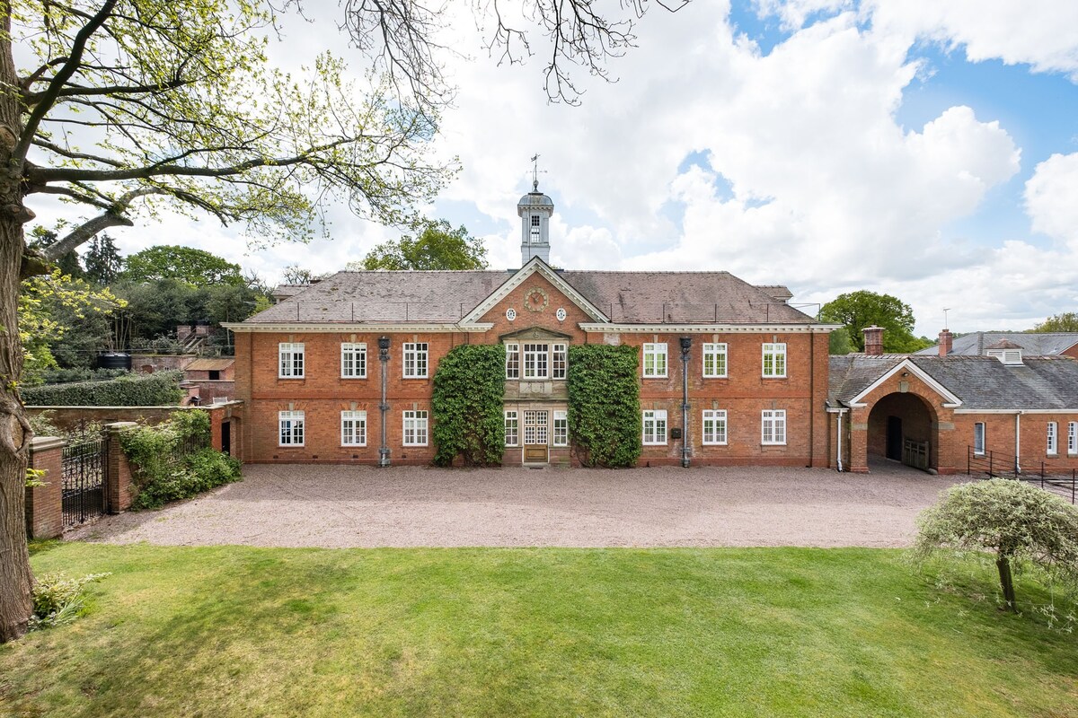 Peatswood Clockhouse, Escape to the Countryside 🌳🌲