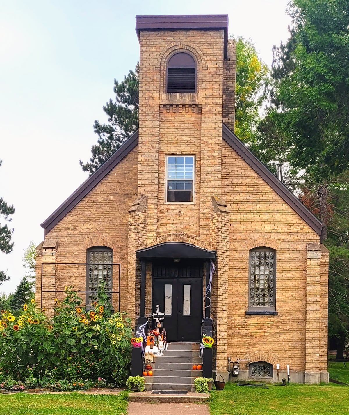 Historical Church Basement Apartment