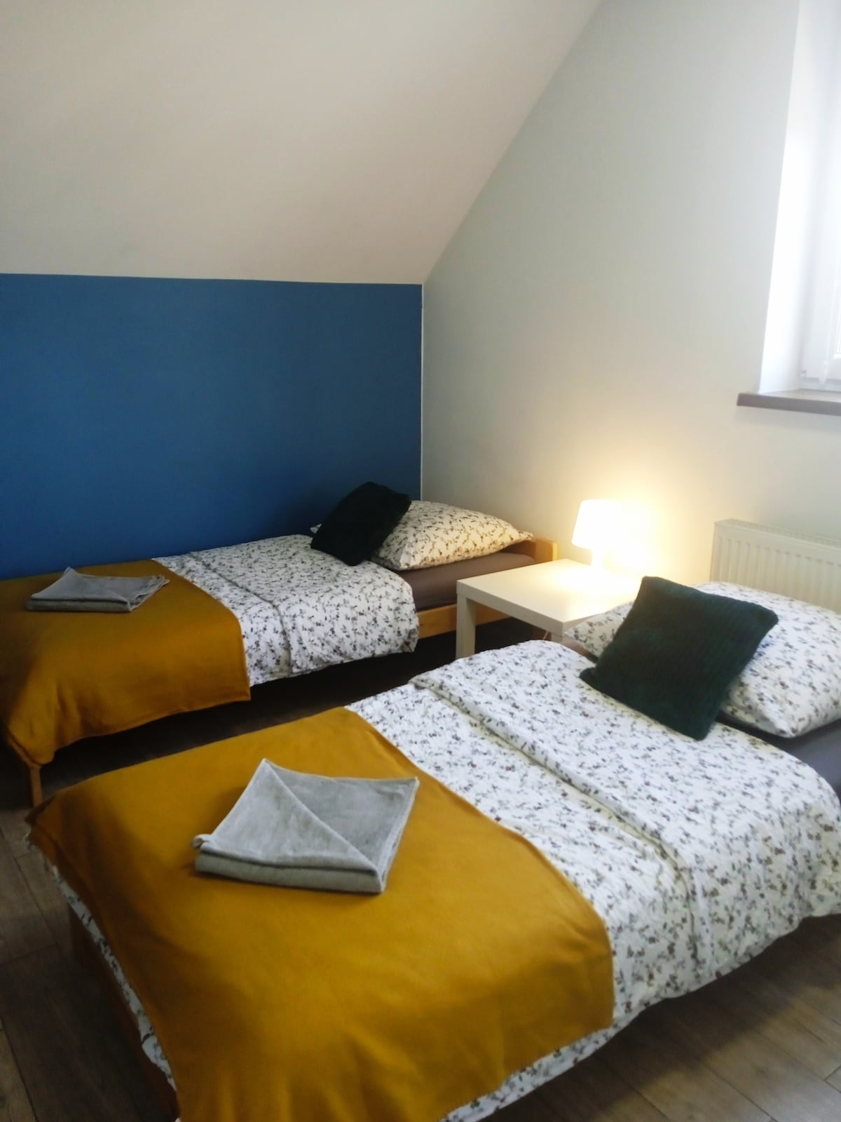 Agrotourism Jodłowa -带卫生间的4卧室客房