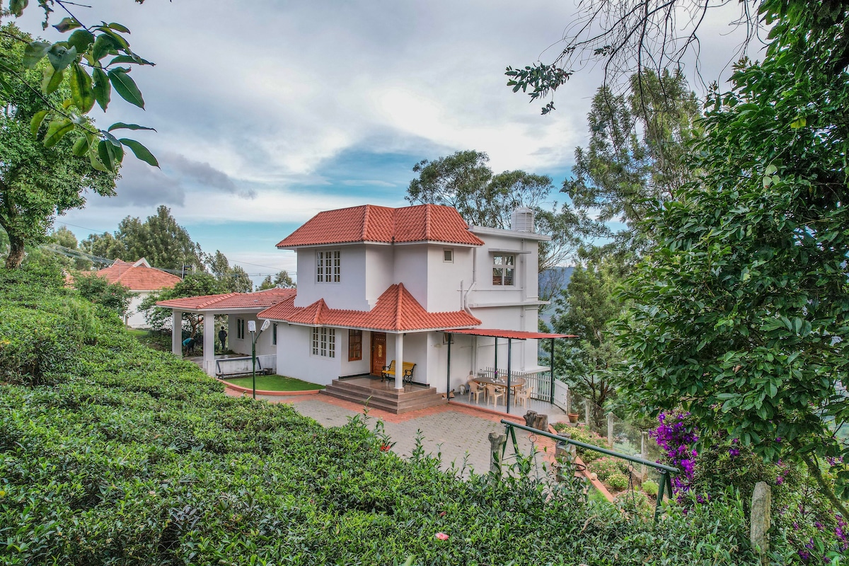 Samarakshitha - The Villa with Valley Views