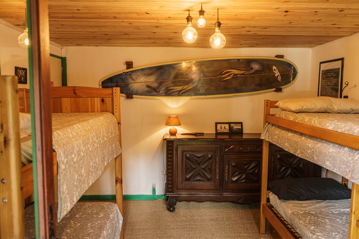 无顶冲浪板- 4张带花园的独立卧室