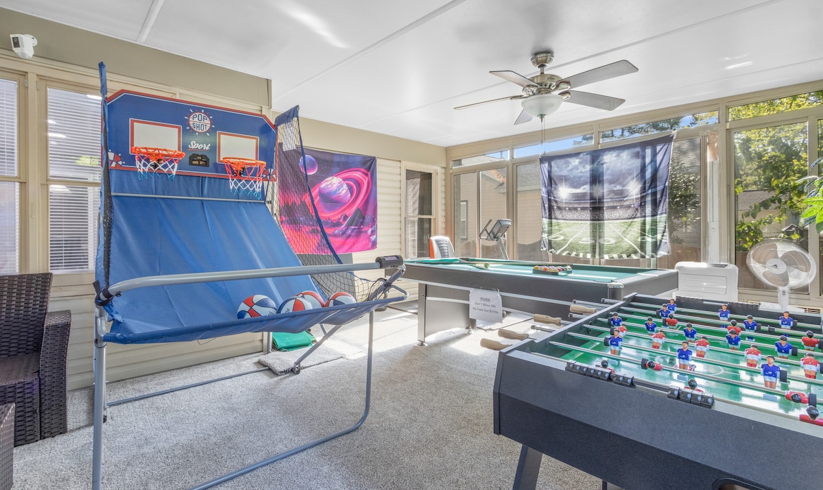 The Pines- Family Entertainment Room