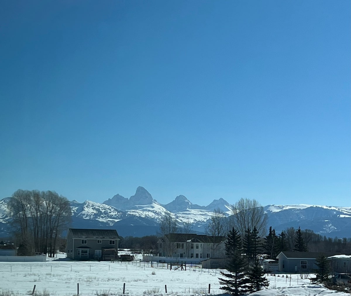 Upscale Grand Teton Double Queen & Mountain Views