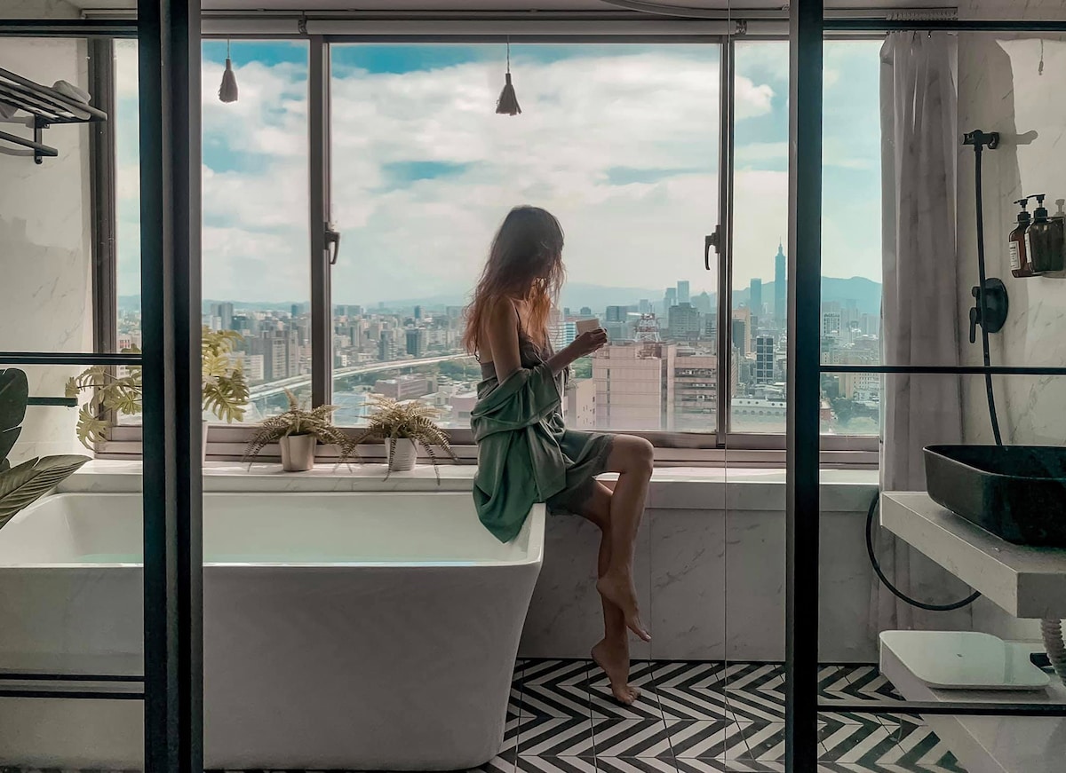 水疗浴室高层双卧室公寓台北101景观