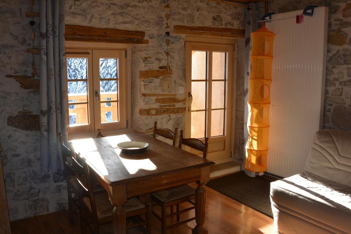 Cottage with Balcony in Haut-Jura Natural Park