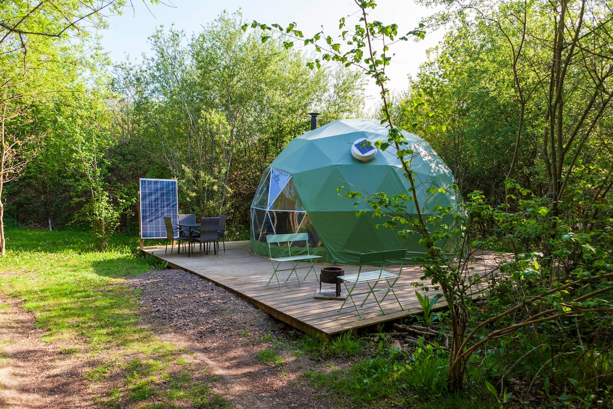 Glamp Wight Willow Geodesic dome, Isle of Wight