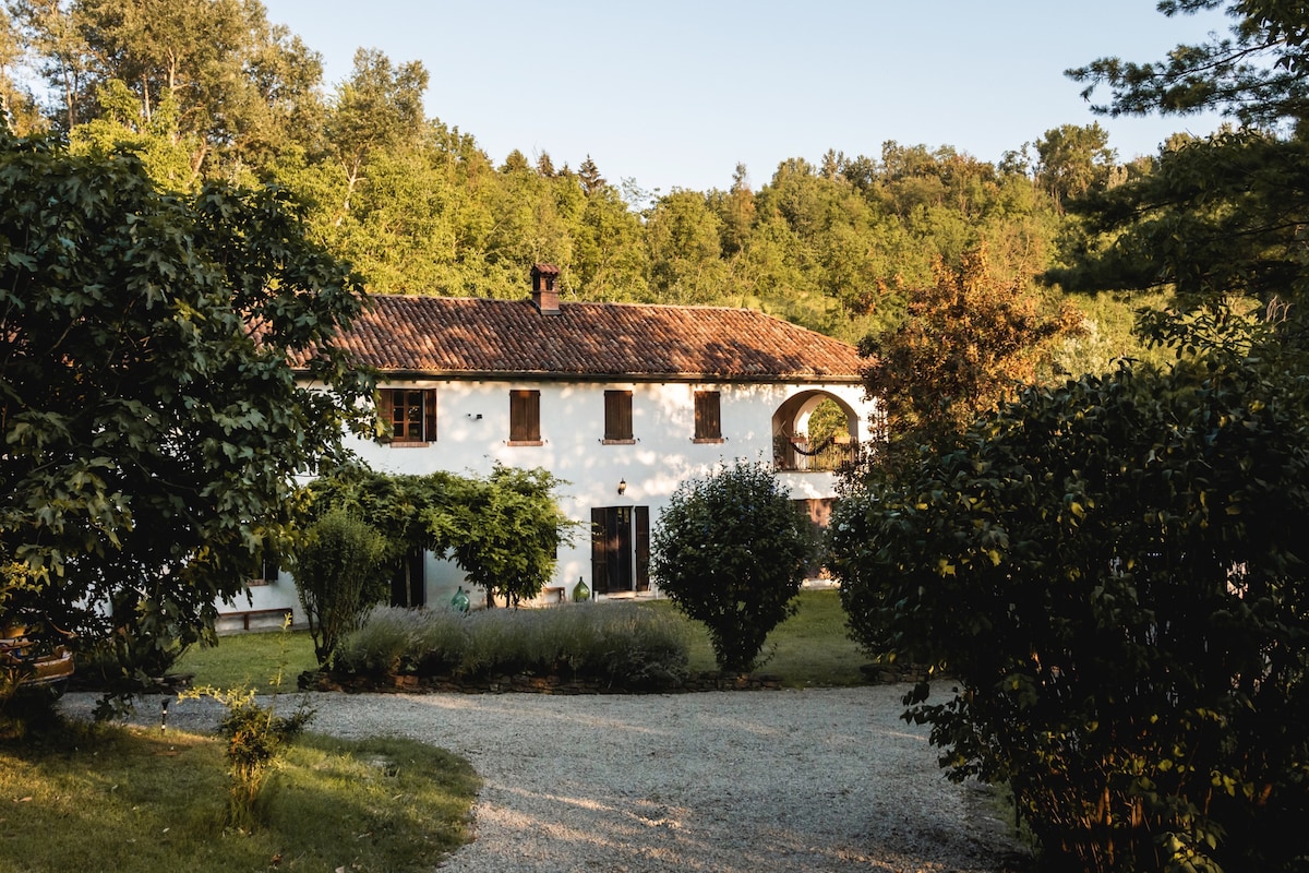 Beautiful Italian countryhouse with panoramic view