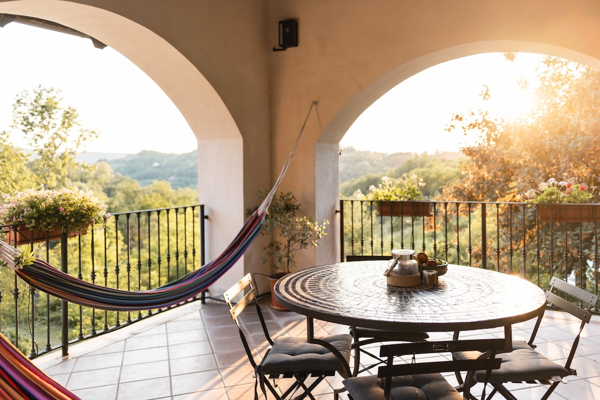 Beautiful Italian countryhouse with panoramic view