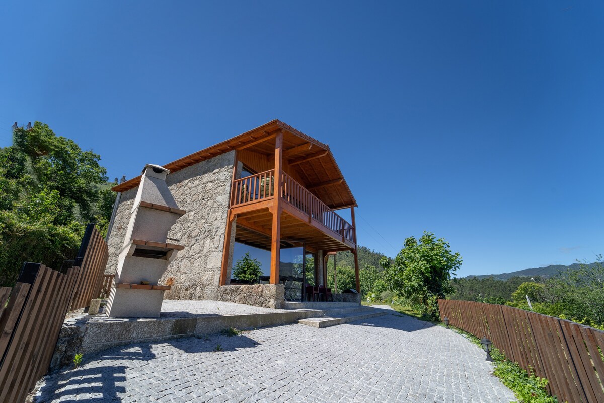 Cantinho da Pedra Gerês 
Casa da Figueira