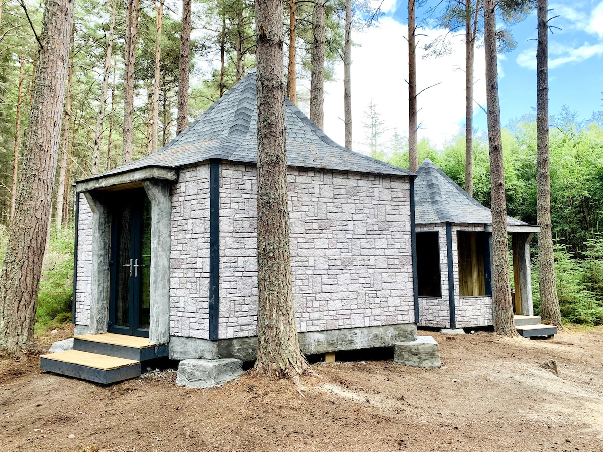 Hagrids Hut -Wildwoodz Cabins - Black Isle