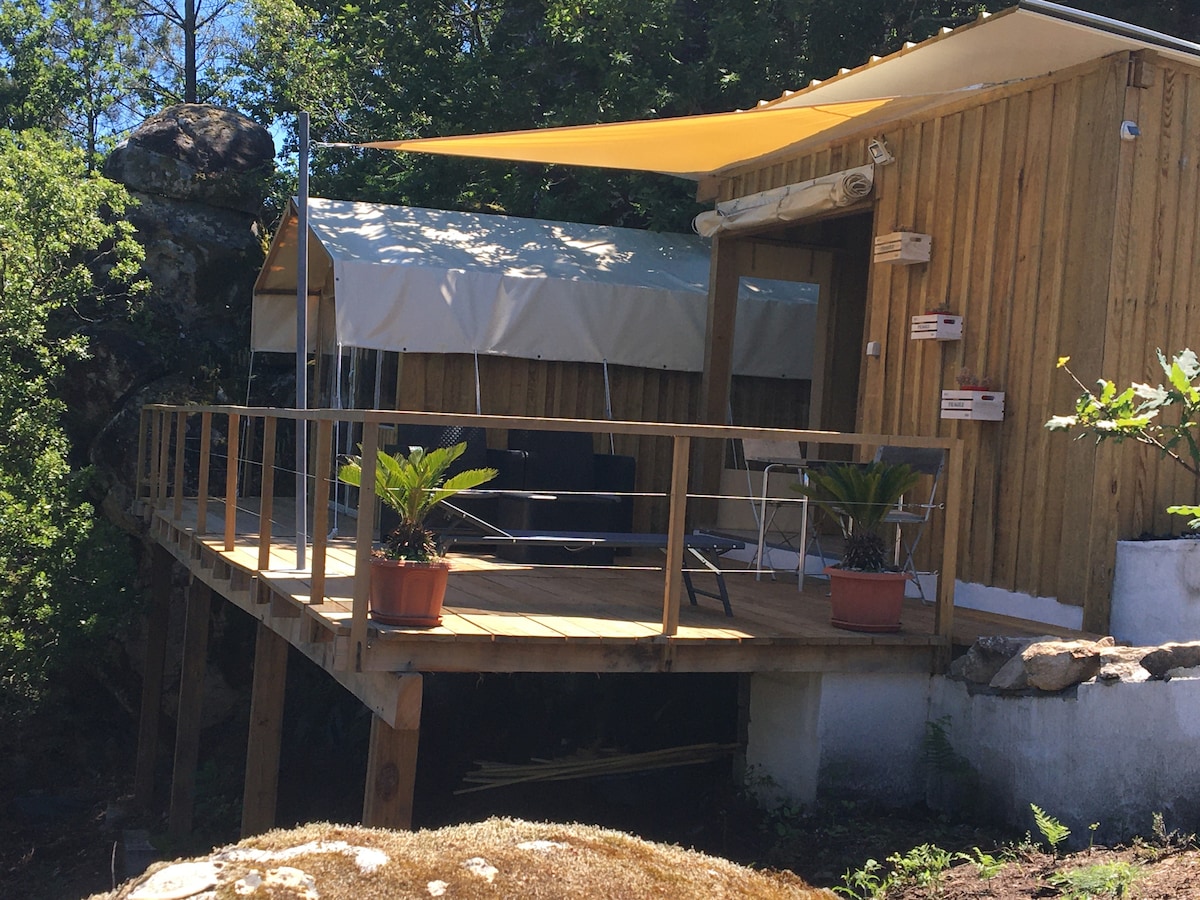 Glamping no Geres: Cabana nas arvores