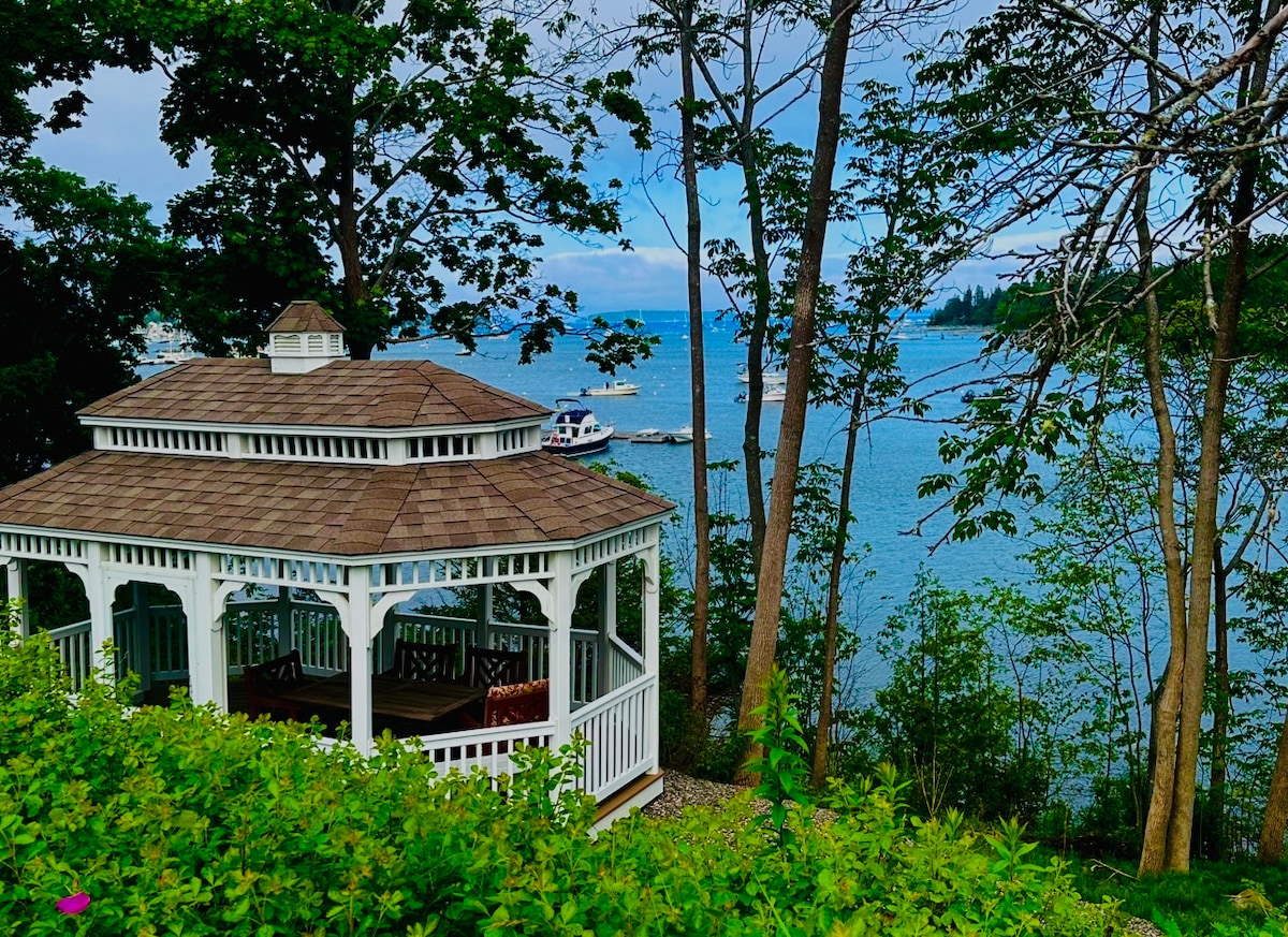 Waterview Harbormaster Cottage-Oceanfront Access