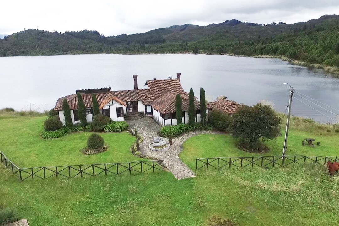 Casa del Lago en Zipaquira