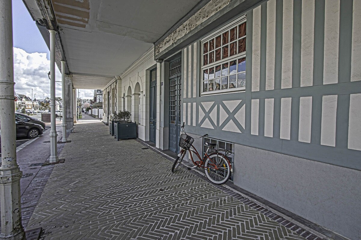 Les Arcades-Studio de Charme-centre-plage à 10 min