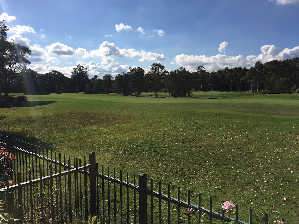 Stay on Pacific Dunes Golf Course, Port Stephens