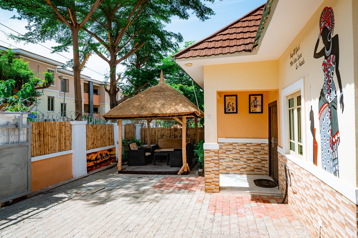 Serene-Nature infused 3 bedroom bungalow