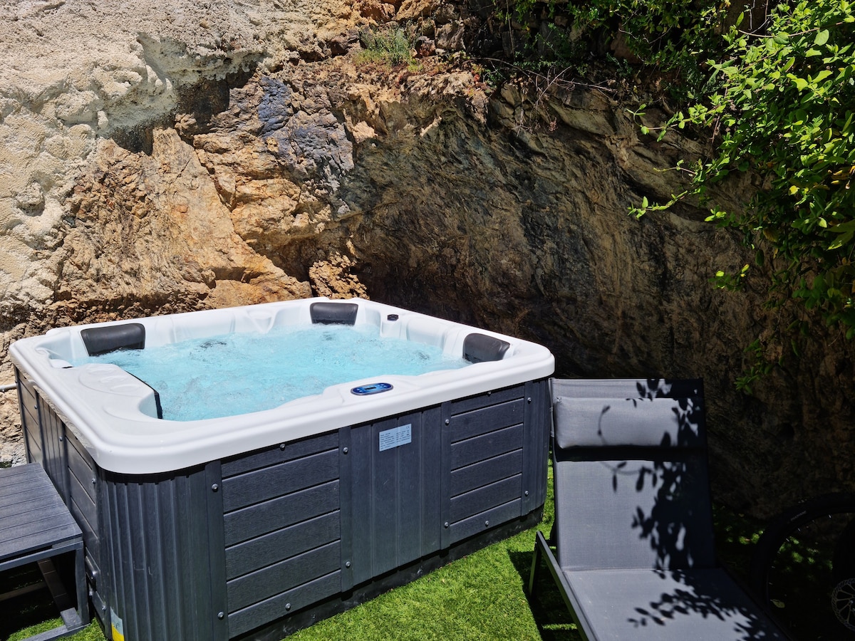 La Demeure des Glycines, maison avec jacuzzi