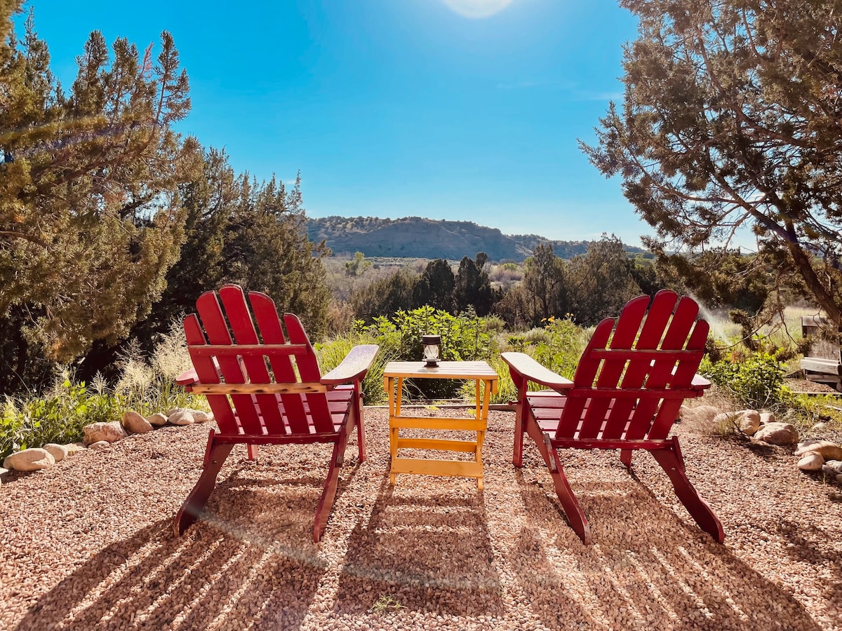 Galisteo Creek Stables的Hideaway Casita