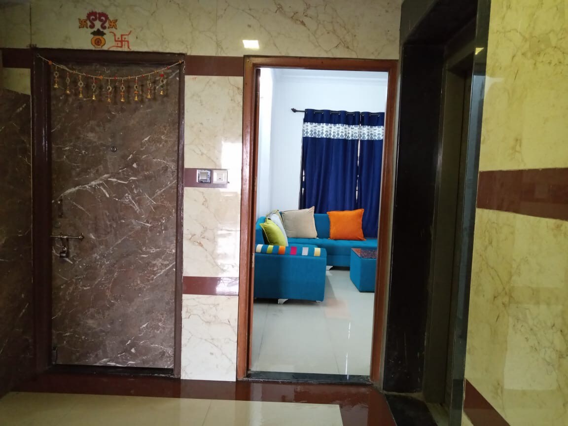 2 bhk fully furnished modern apartment for family